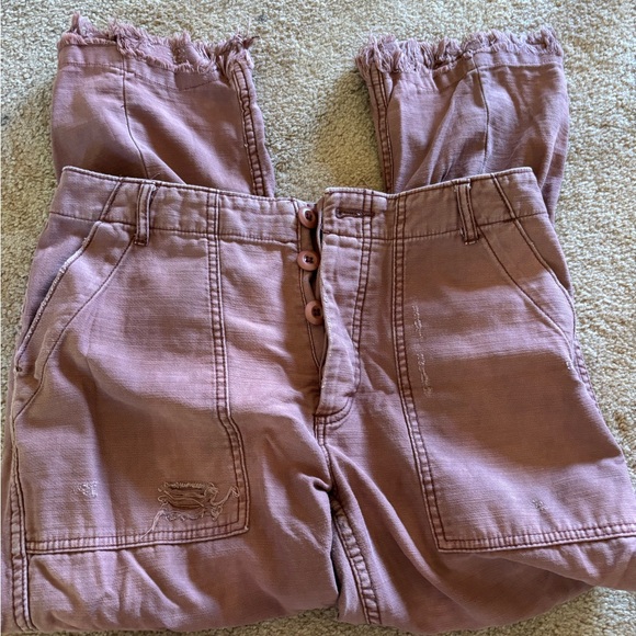Free People Denim - Free People Pink Distressed Crop Jeans